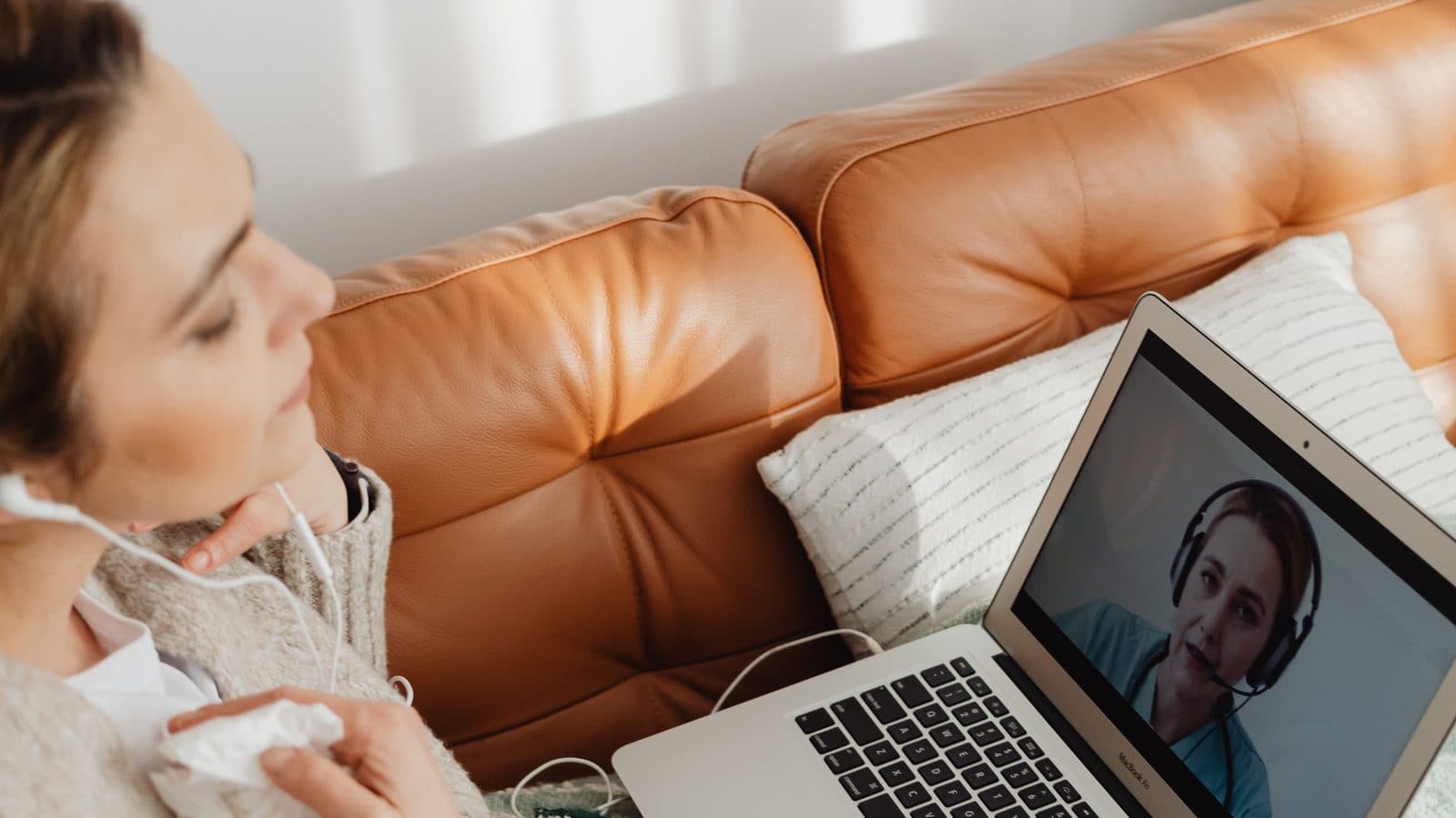 An entrepreneur in a one-on-one session with her money mindset coach